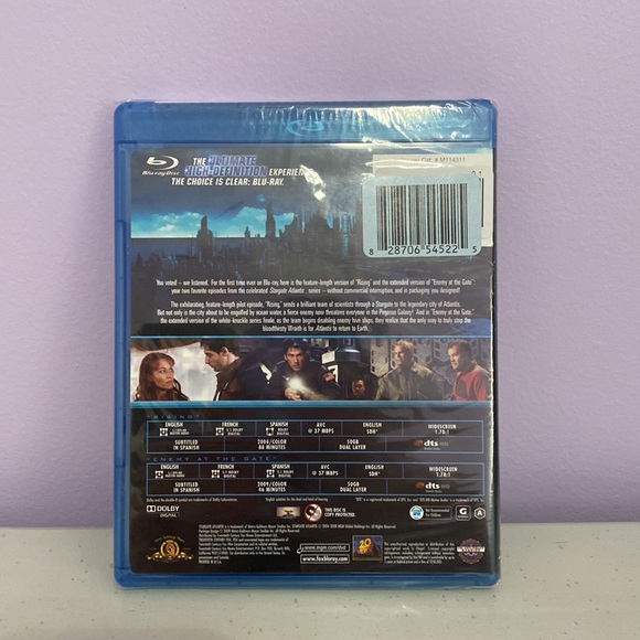 New stargate atlantis fans choice blu ray - Picture 2 of 2